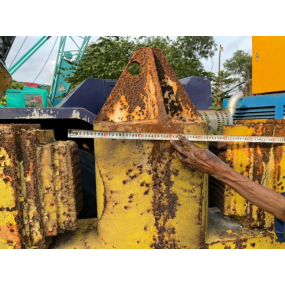 VÁCH ỐNG KẸP BÚA RUNG ĐIỆN